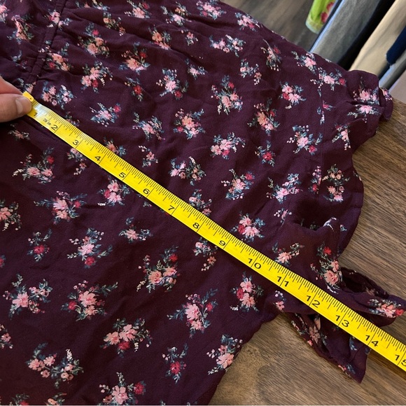 ❤️ American Eagle Outfitters Floral Burgundy Romper M - Picture 9 of 10